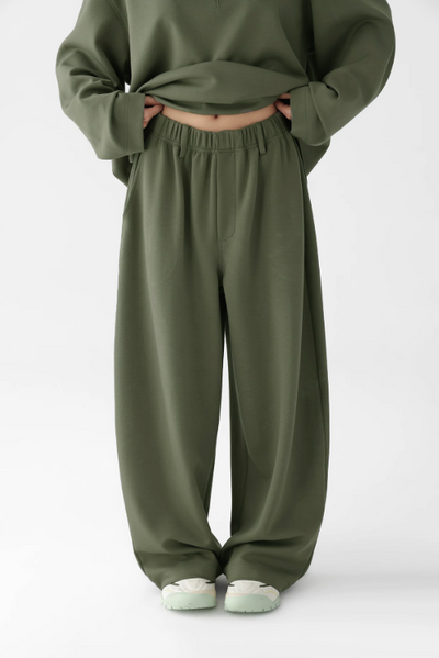 Ace Minimal Oversize Crewneck & Elastic Waist Sweatpants Set-korean-fashion-Clothing Set-Ace's Closet-OH Garments