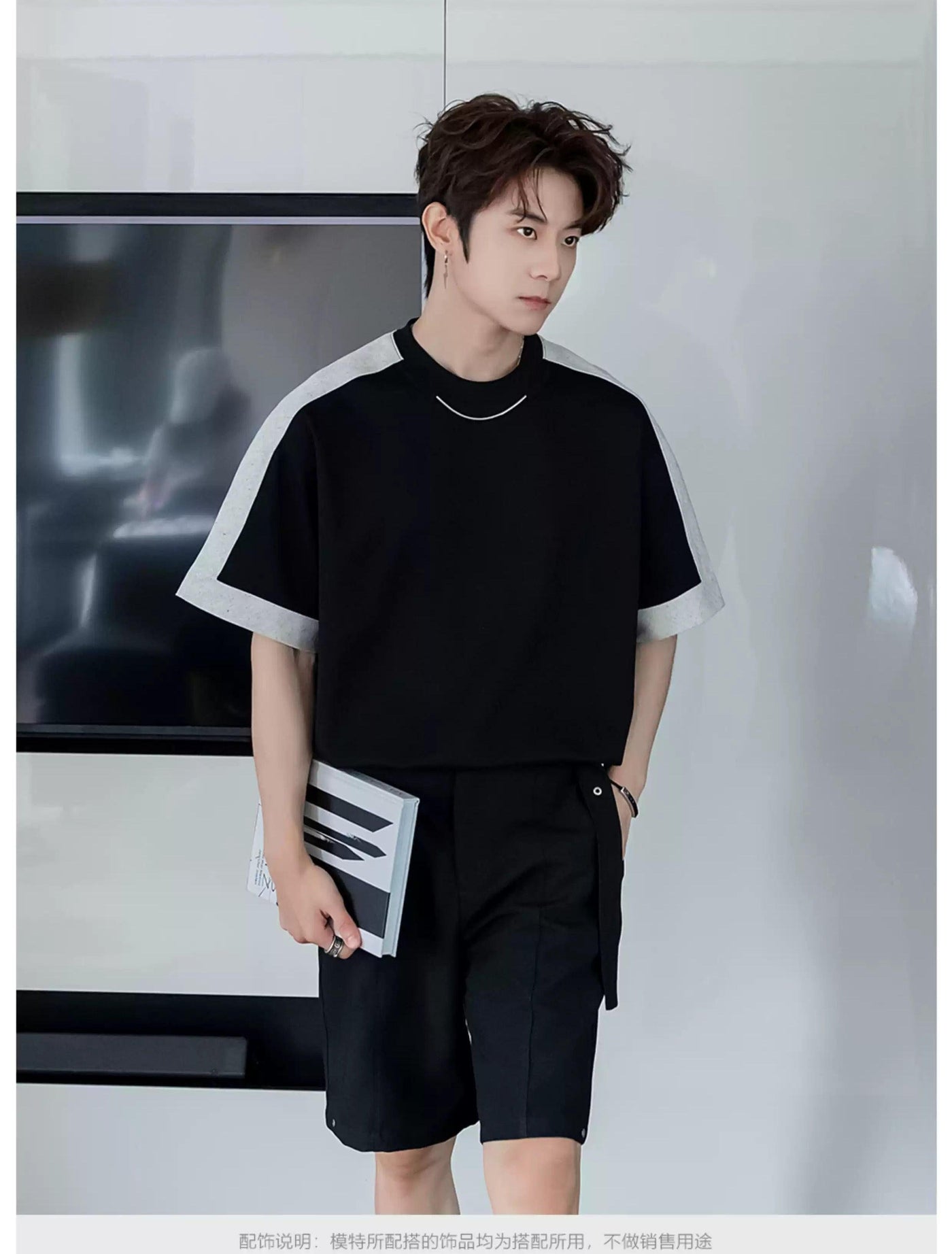 Chuan Color Contrast T-Shirt-korean-fashion-T-Shirt-Chuan's Closet-OH Garments