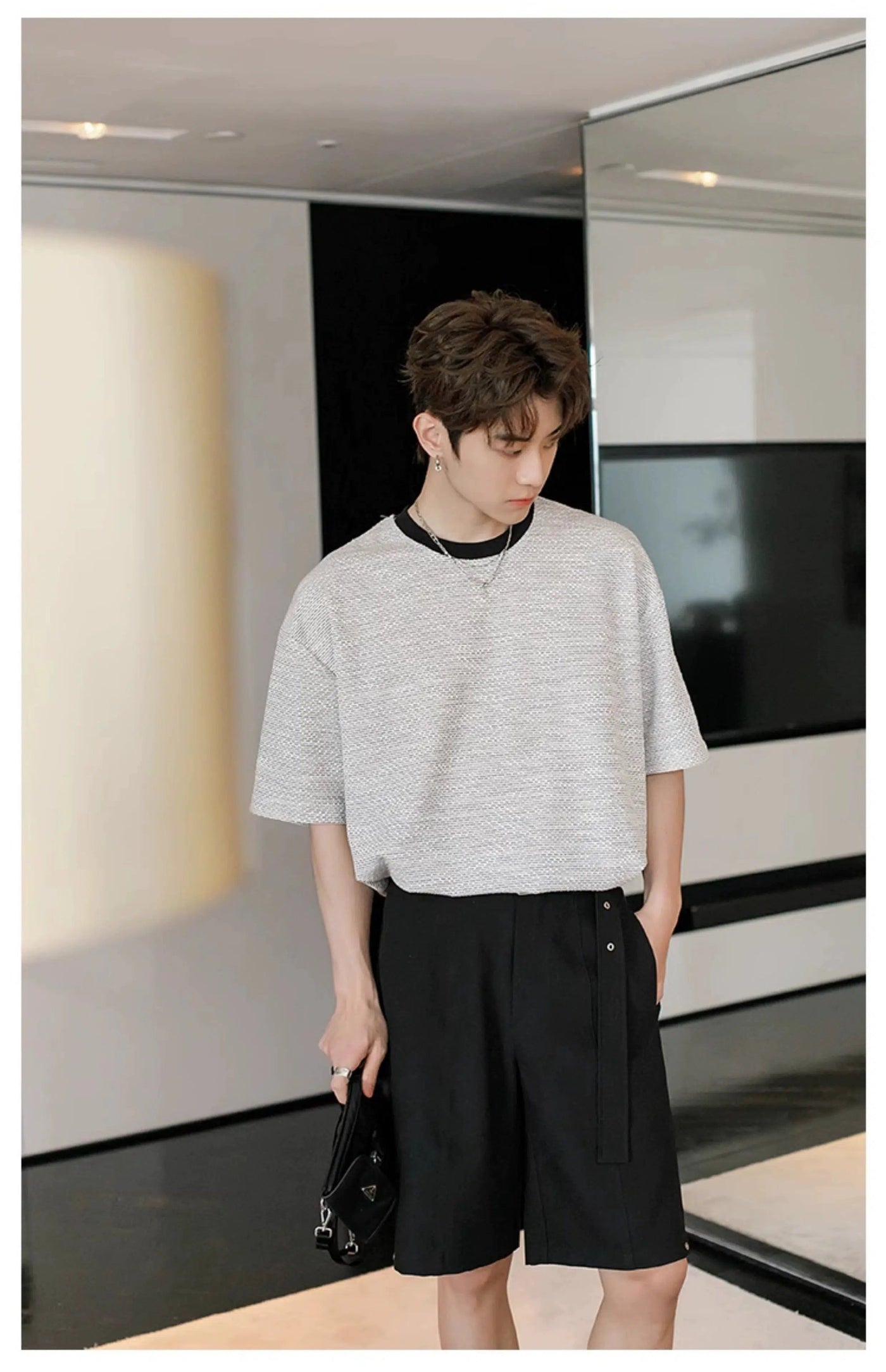 Chuan Contrast Color Regular Fit T-Shirt-korean-fashion-T-Shirt-Chuan's Closet-OH Garments