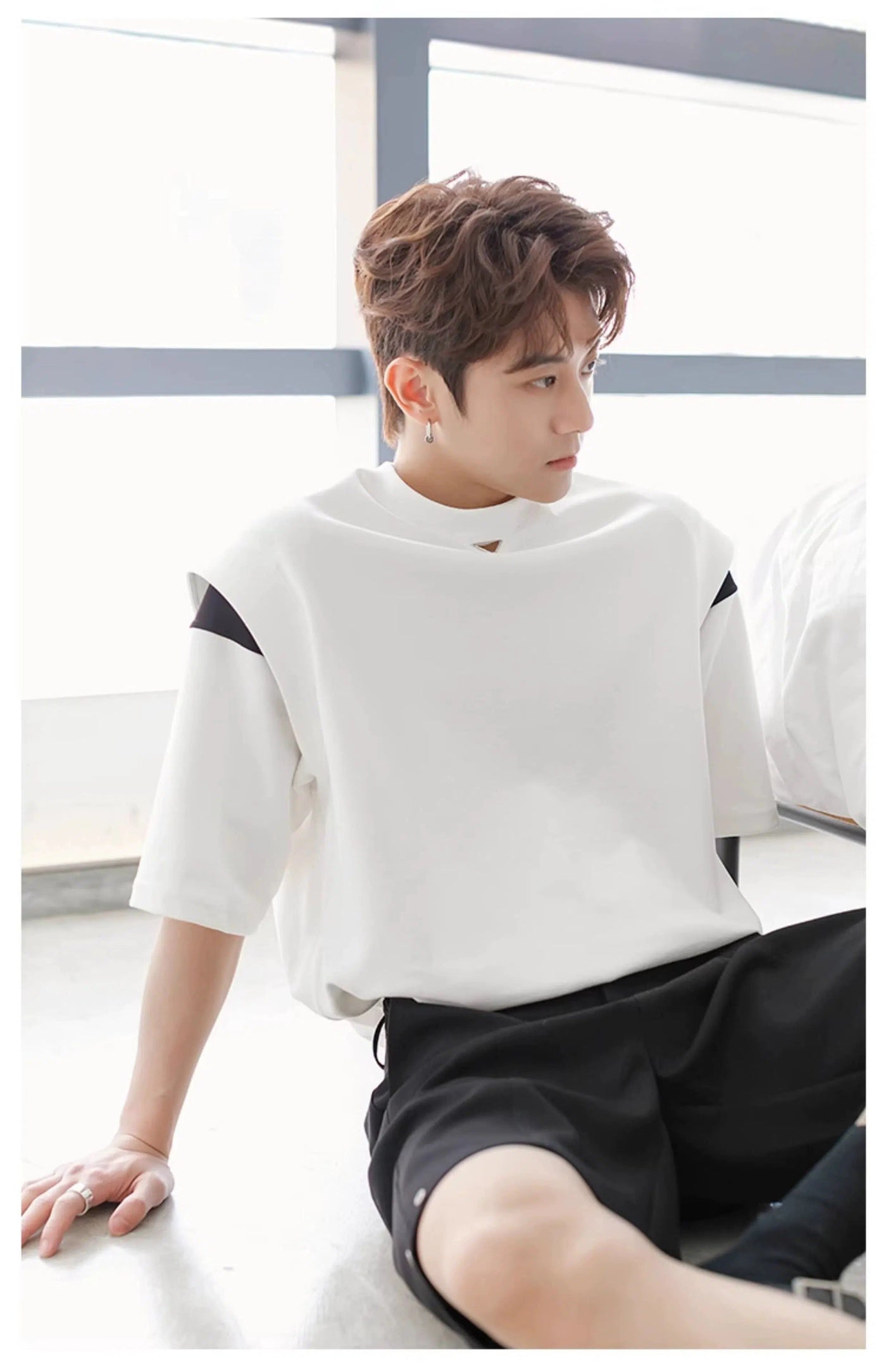 Chuan Side Stitched Contrast T-Shirt-korean-fashion-T-Shirt-Chuan's Closet-OH Garments