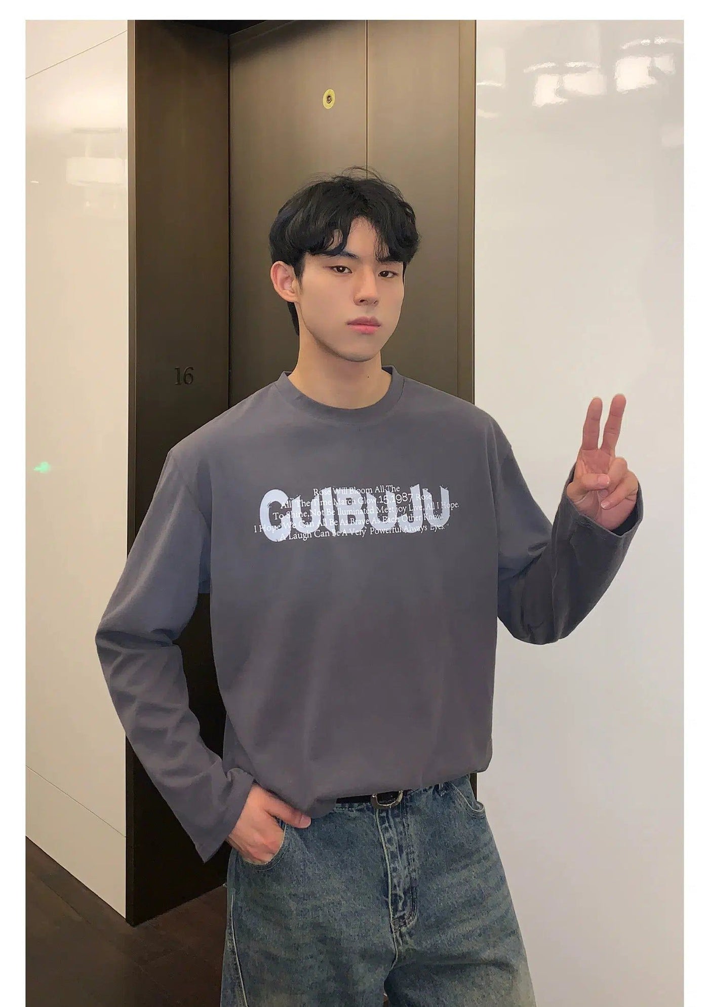 Cui Gradient Logo Long Sleeve T-Shirt-korean-fashion-T-Shirt-Cui's Closet-OH Garments