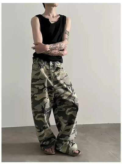 Gen Adjustable Waist Camo Cargo Pants-korean-fashion-Pants-Gen's Closet-OH Garments