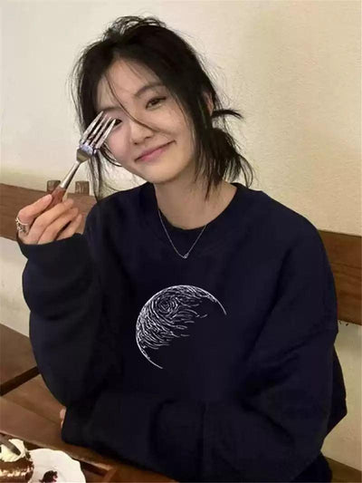 Mina Moon Outline Graphic Print Crewneck-korean-fashion-Crewneck-Mina's Closet-OH Garments