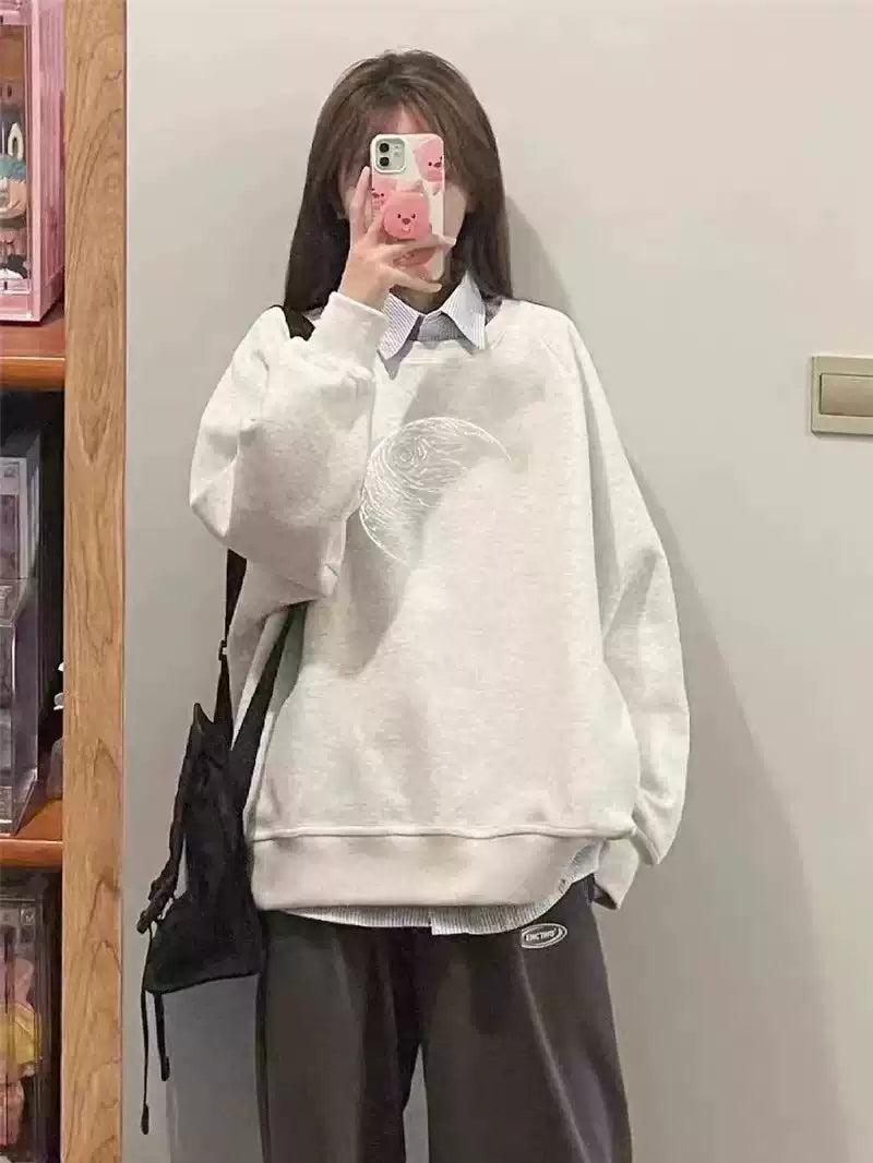 Mina Moon Outline Graphic Print Crewneck-korean-fashion-Crewneck-Mina's Closet-OH Garments