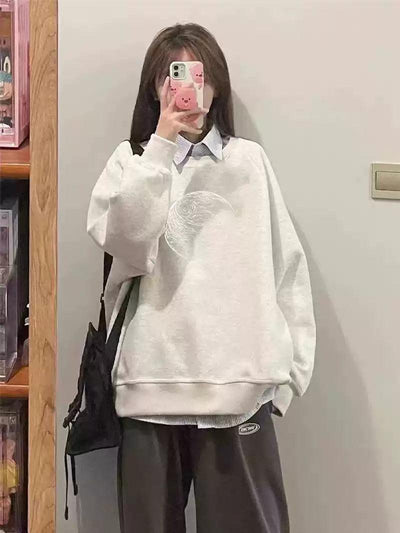 Mina Moon Outline Graphic Print Crewneck-korean-fashion-Crewneck-Mina's Closet-OH Garments