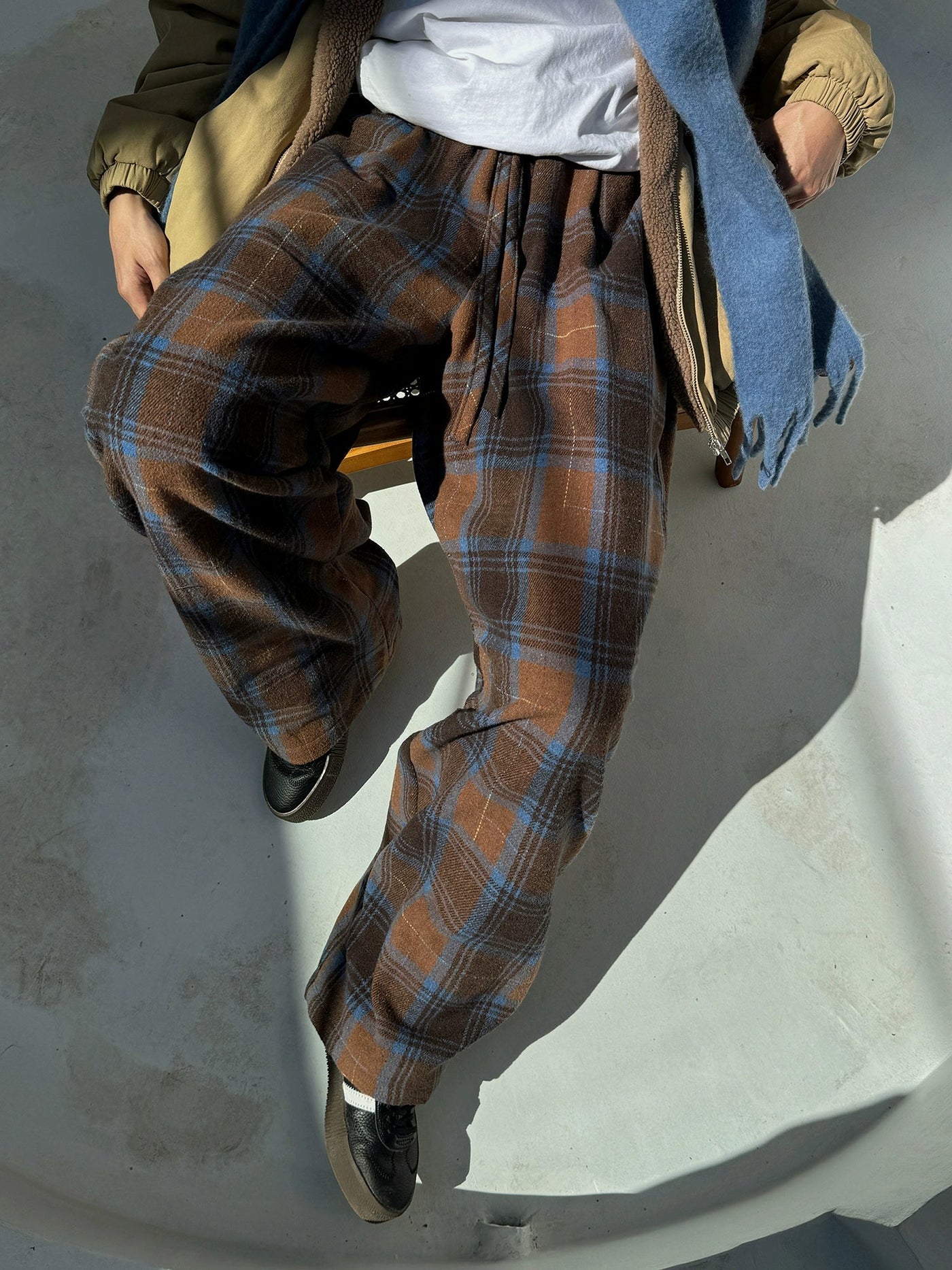 Nine Contrast Plaid Wide Sweatpants-korean-fashion-Pants-Nine's Closet-OH Garments