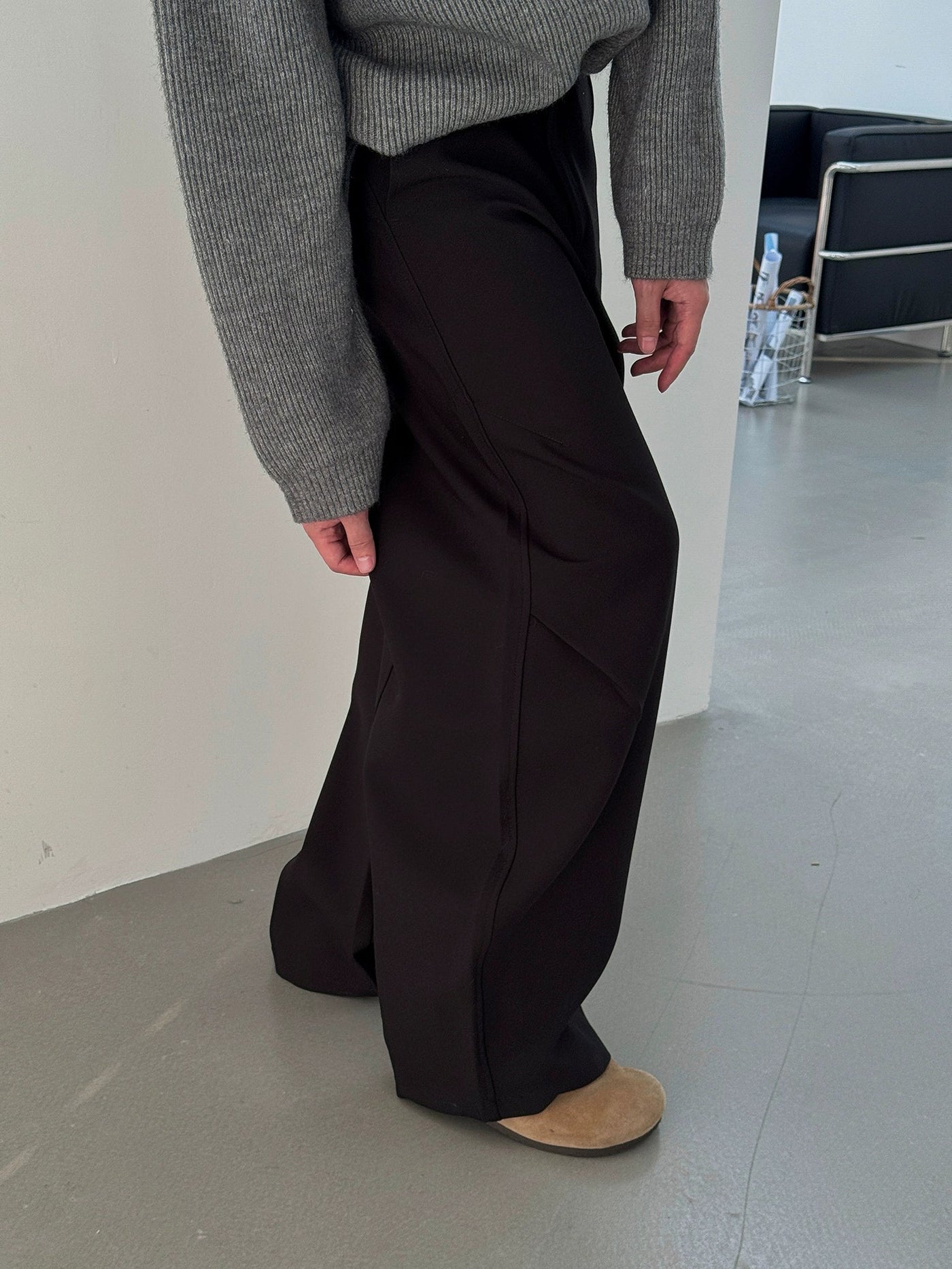 Nine Curved Wide Pants-korean-fashion-Pants-Nine's Closet-OH Garments