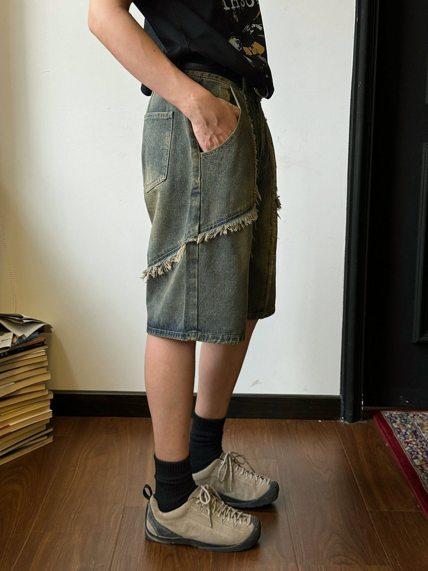 Nine Frayes Seams Denim Shorts-korean-fashion-Shorts-Nine's Closet-OH Garments