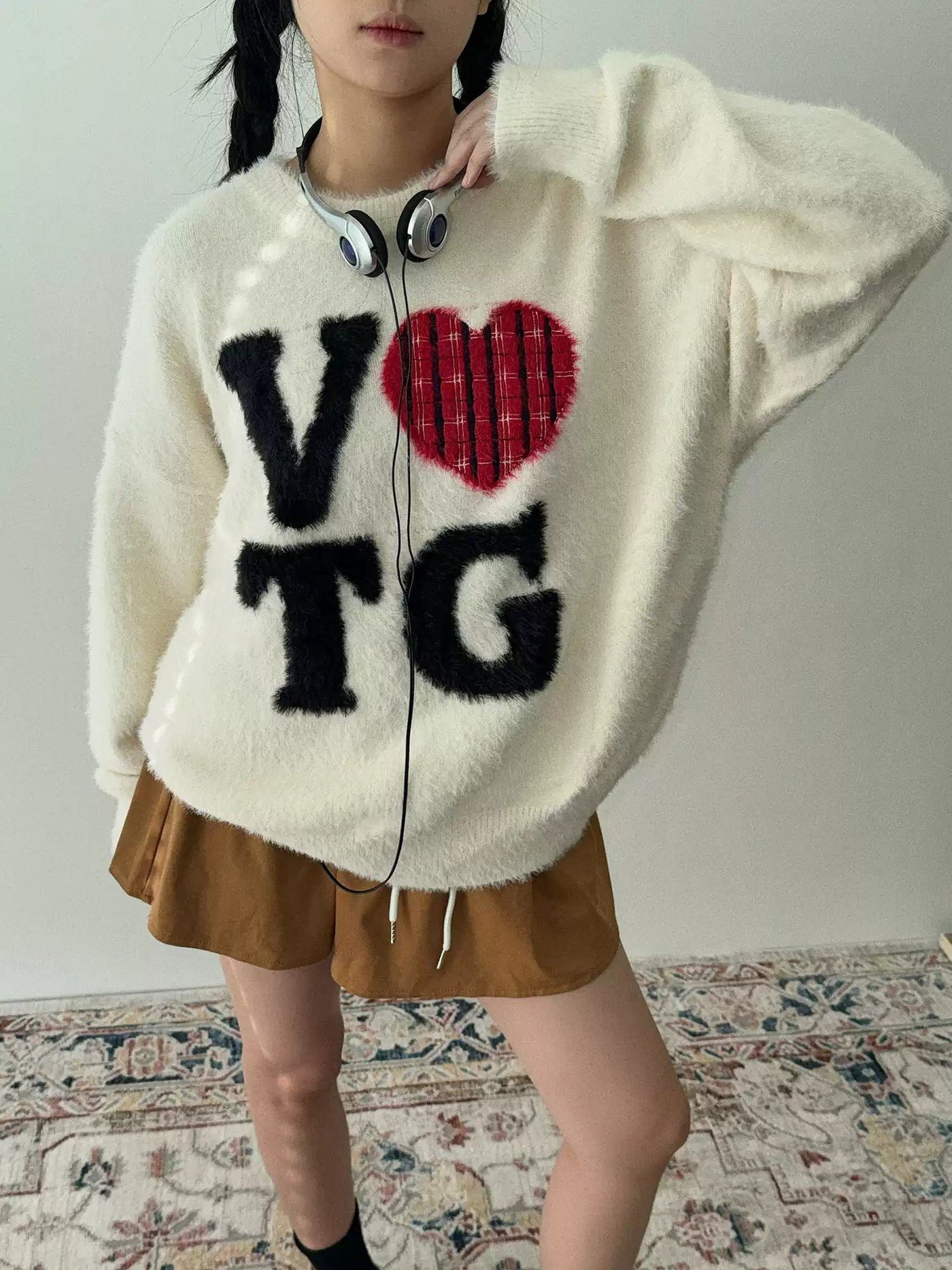 Nine Furry Heart & Lettered Sweater-korean-fashion-Sweater-Nine's Closet-OH Garments