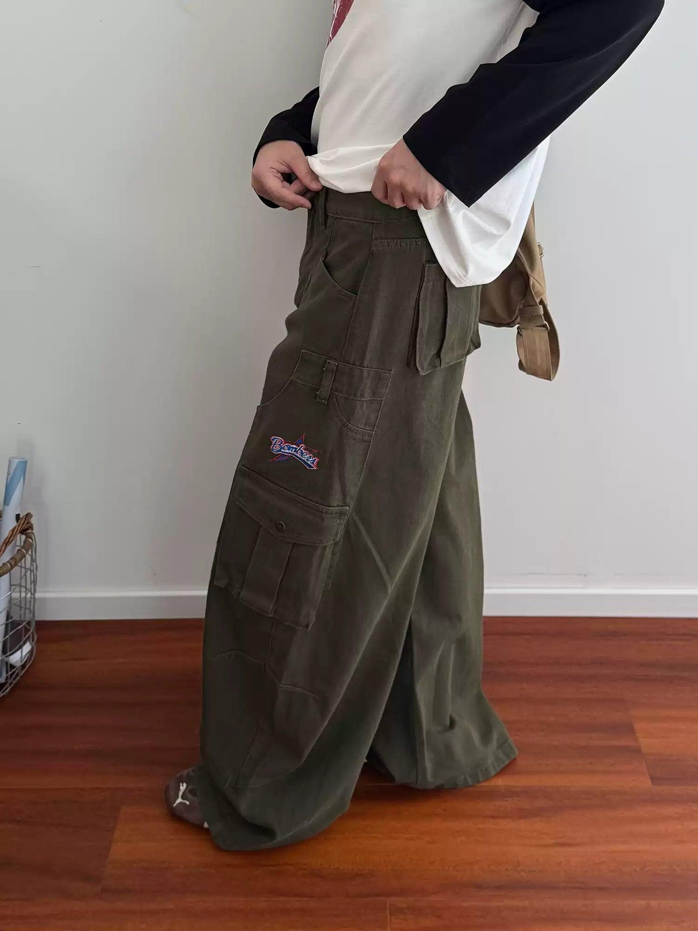 Nine Multi-Pockets Wide Leg Cargo Pants-korean-fashion-Pants-Nine's Closet-OH Garments