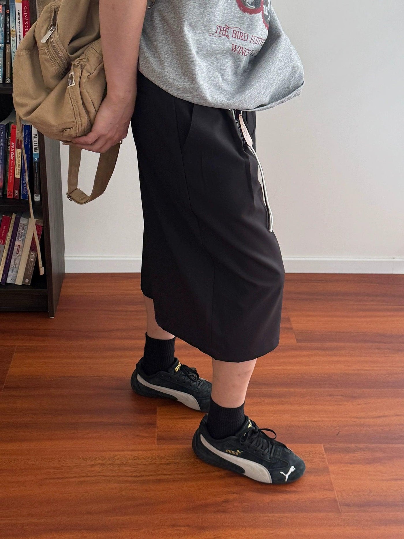 Nine Pleated Drape Shorts-korean-fashion-Shorts-Nine's Closet-OH Garments