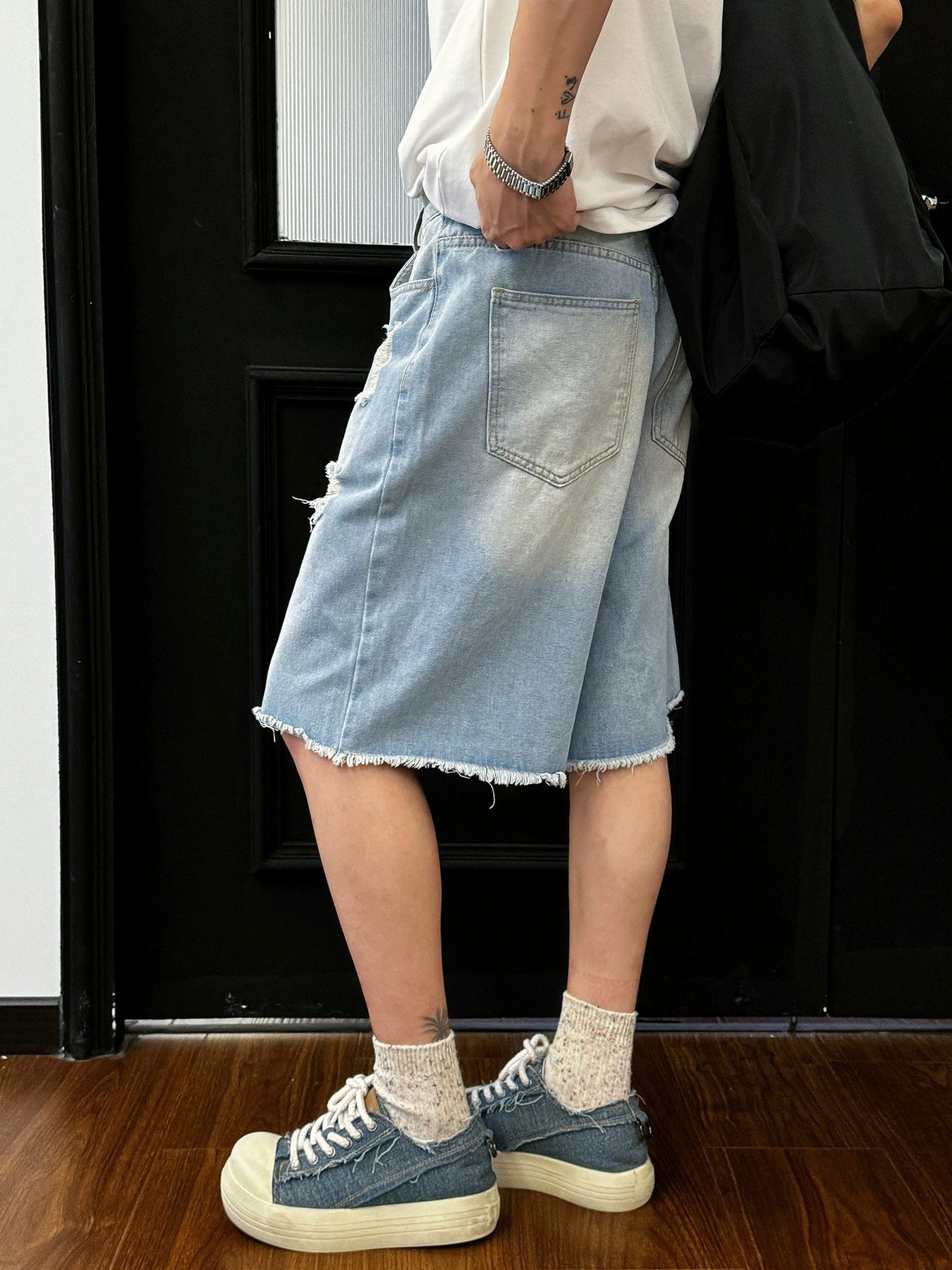 Nine Ripped and Frayed Denim Shorts-korean-fashion-Shorts-Nine's Closet-OH Garments