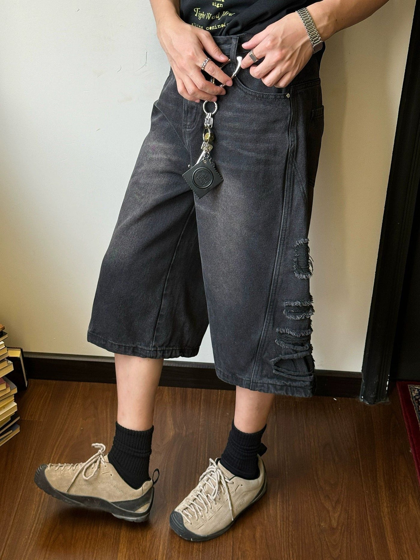 Nine Side Button Denim Shorts-korean-fashion-Shorts-Nine's Closet-OH Garments