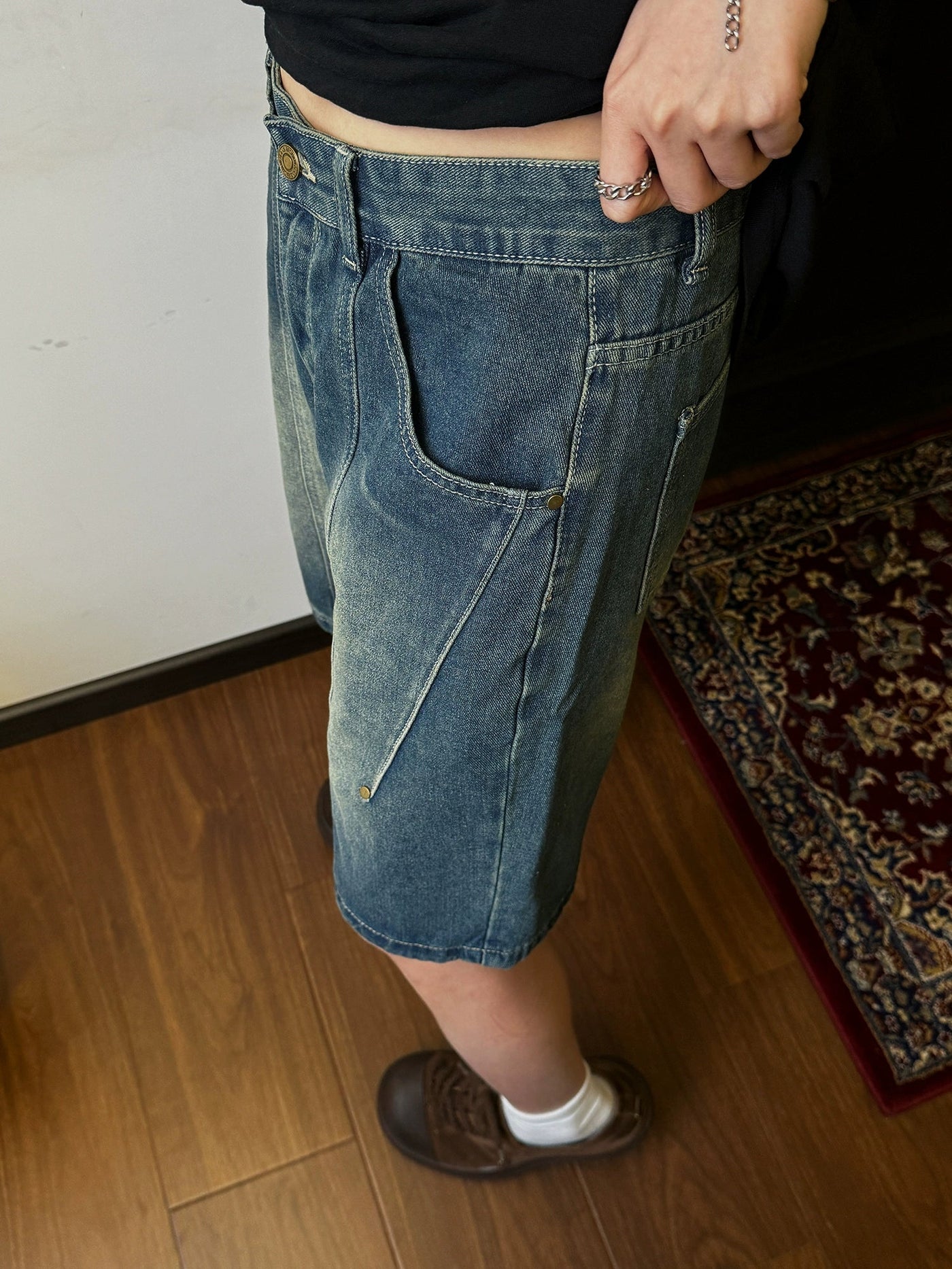 Nine Thigh Fade Denim Shorts-korean-fashion-Shorts-Nine's Closet-OH Garments