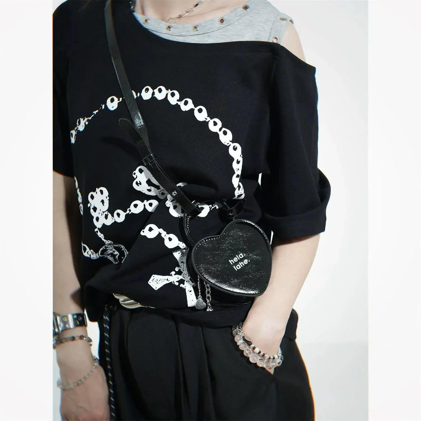 Taro Lettered Heart-Shaped Bag-korean-fashion-Bag-Taro's Closet-OH Garments