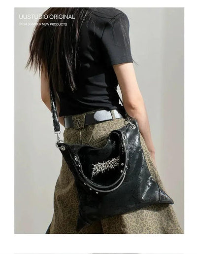Taro Sleek Thorn Rivet Tote Bag-korean-fashion-Bag-Taro's Closet-OH Garments