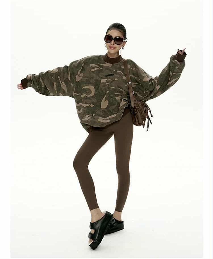 Zero Faded Oversized Camo Crewneck-korean-fashion-Crewneck-Zero's Closet-OH Garments