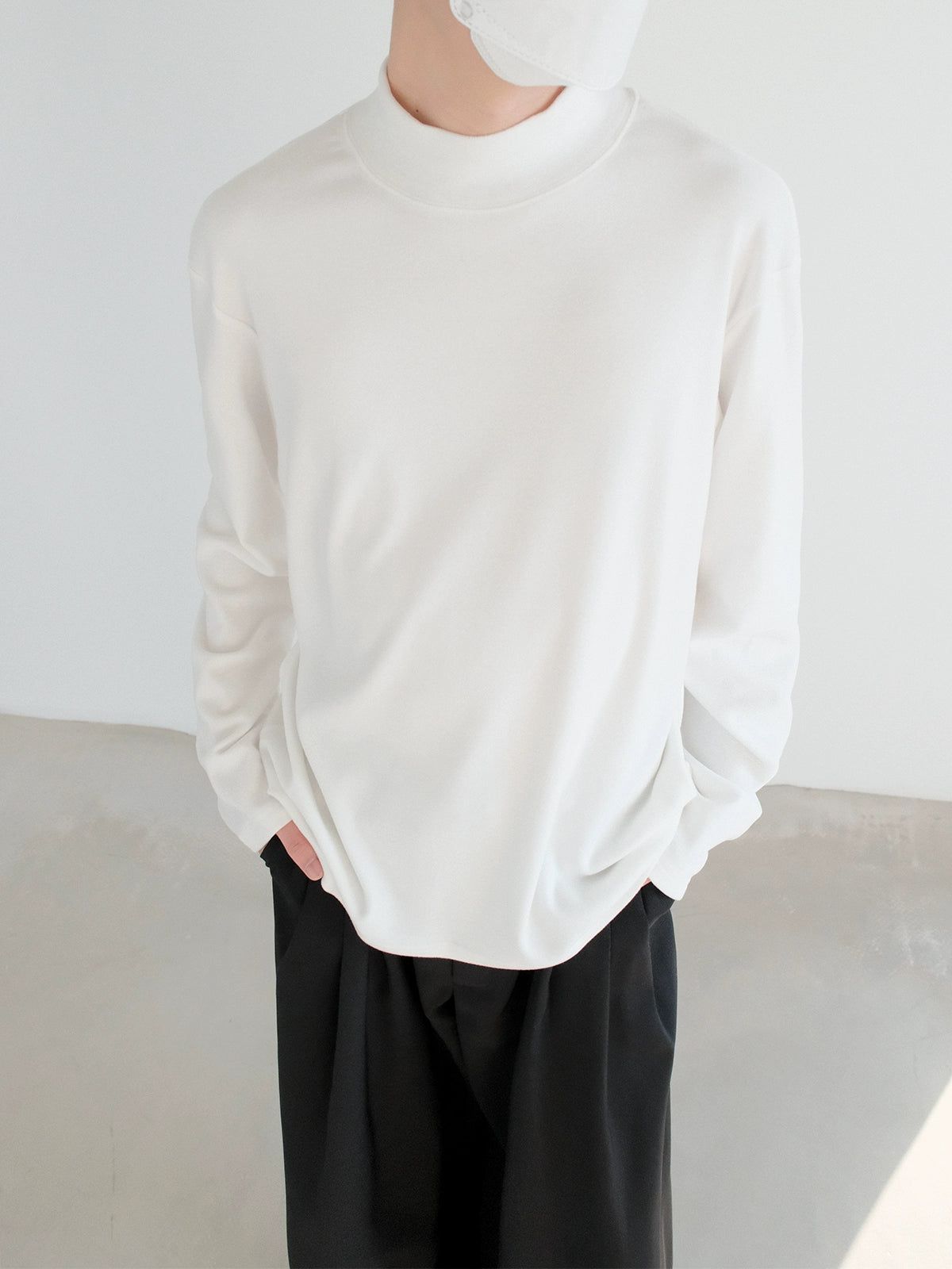 Zhou Basic Relaxed Fit Mockneck-korean-fashion-Mockneck-Zhou's Closet-OH Garments