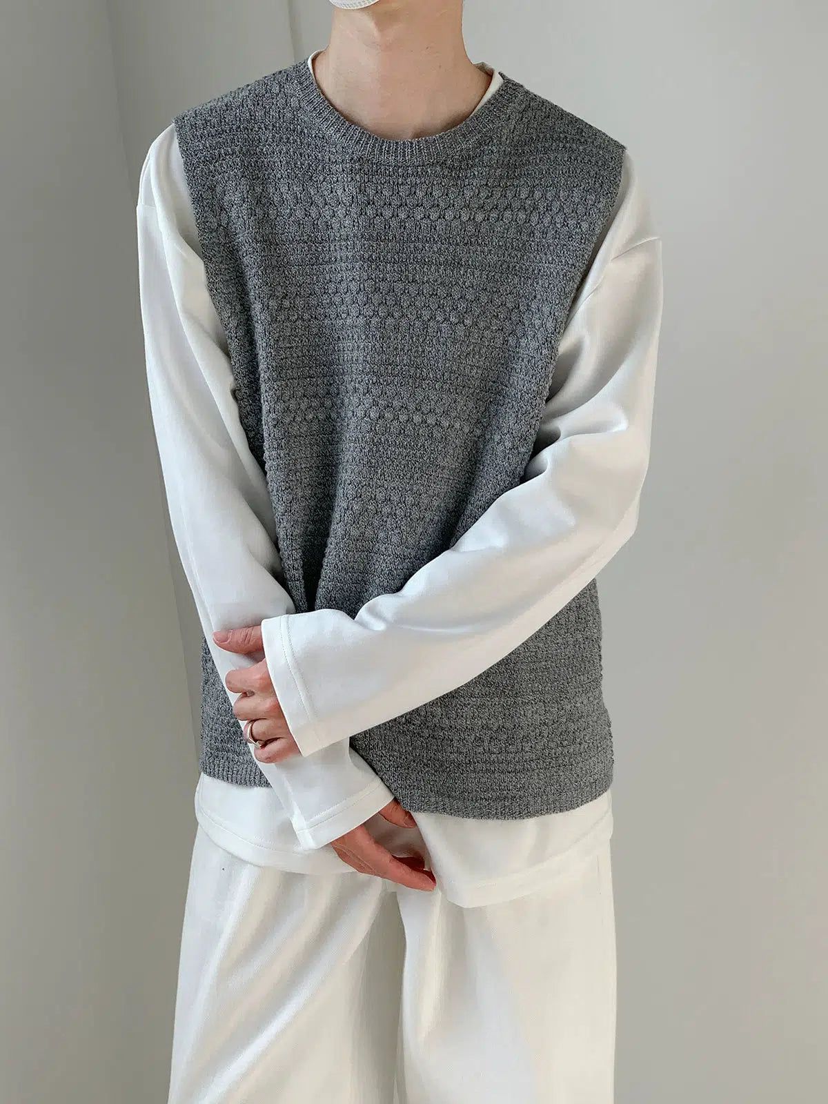 Zhou Basic Round Neck Knit Vest-korean-fashion-Vest-Zhou's Closet-OH Garments