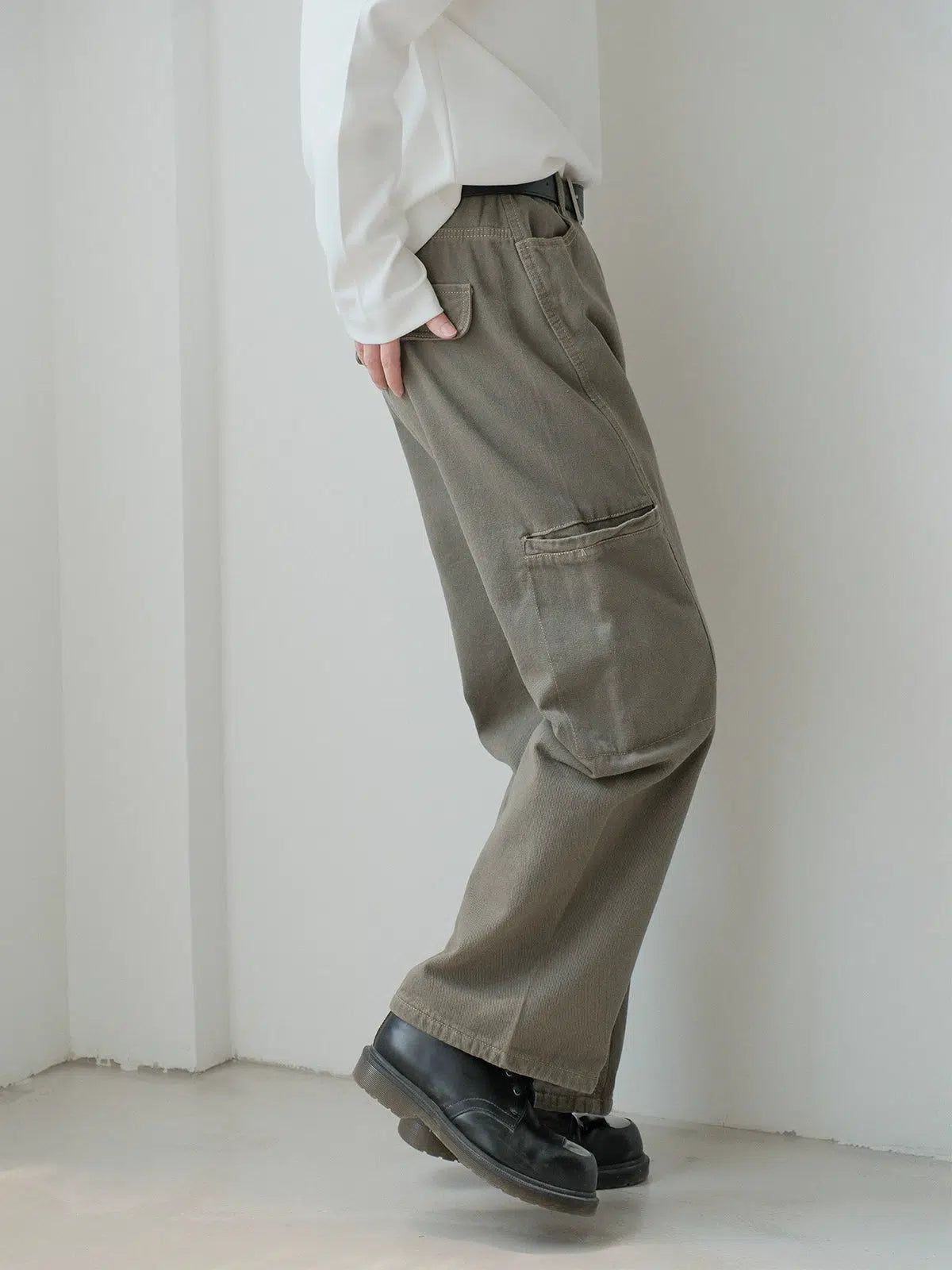 Zhou Classic Side Pocket Cargo Pants-korean-fashion-Pants-Zhou's Closet-OH Garments