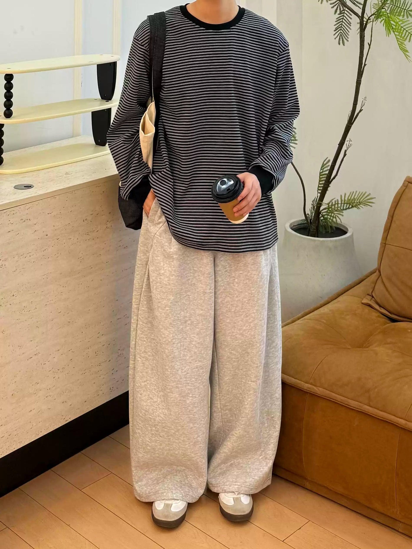Zhou Comfy Loose Fit Sweatpants-korean-fashion-Pants-Zhou's Closet-OH Garments