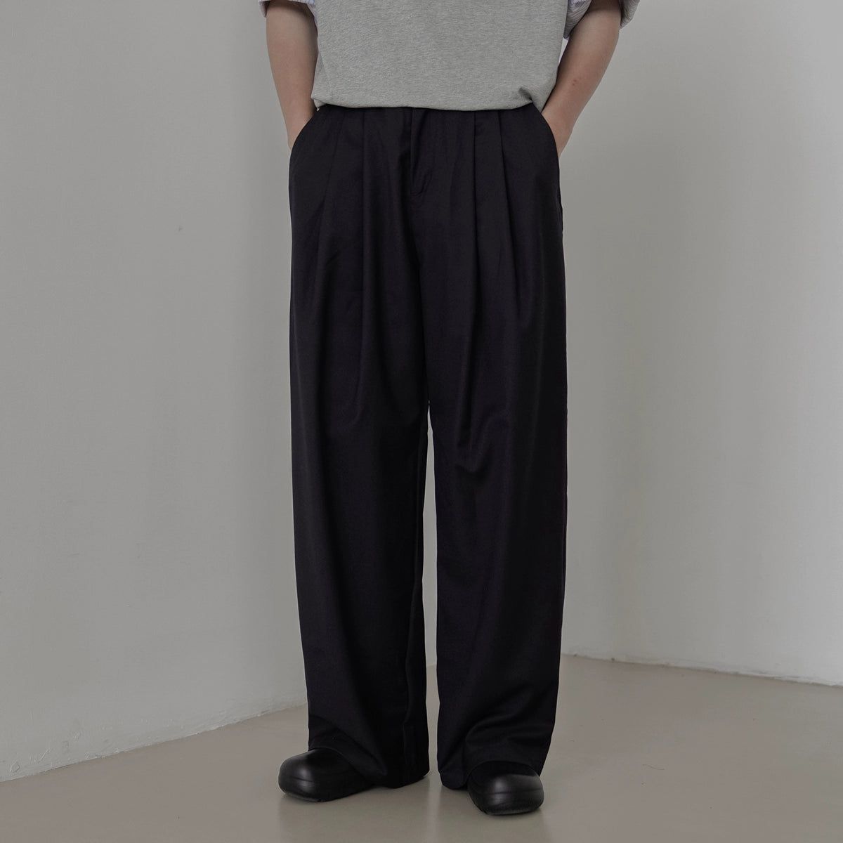 Zhou Drape Pleated Trousers-korean-fashion-Trousers-Zhou's Closet-OH Garments