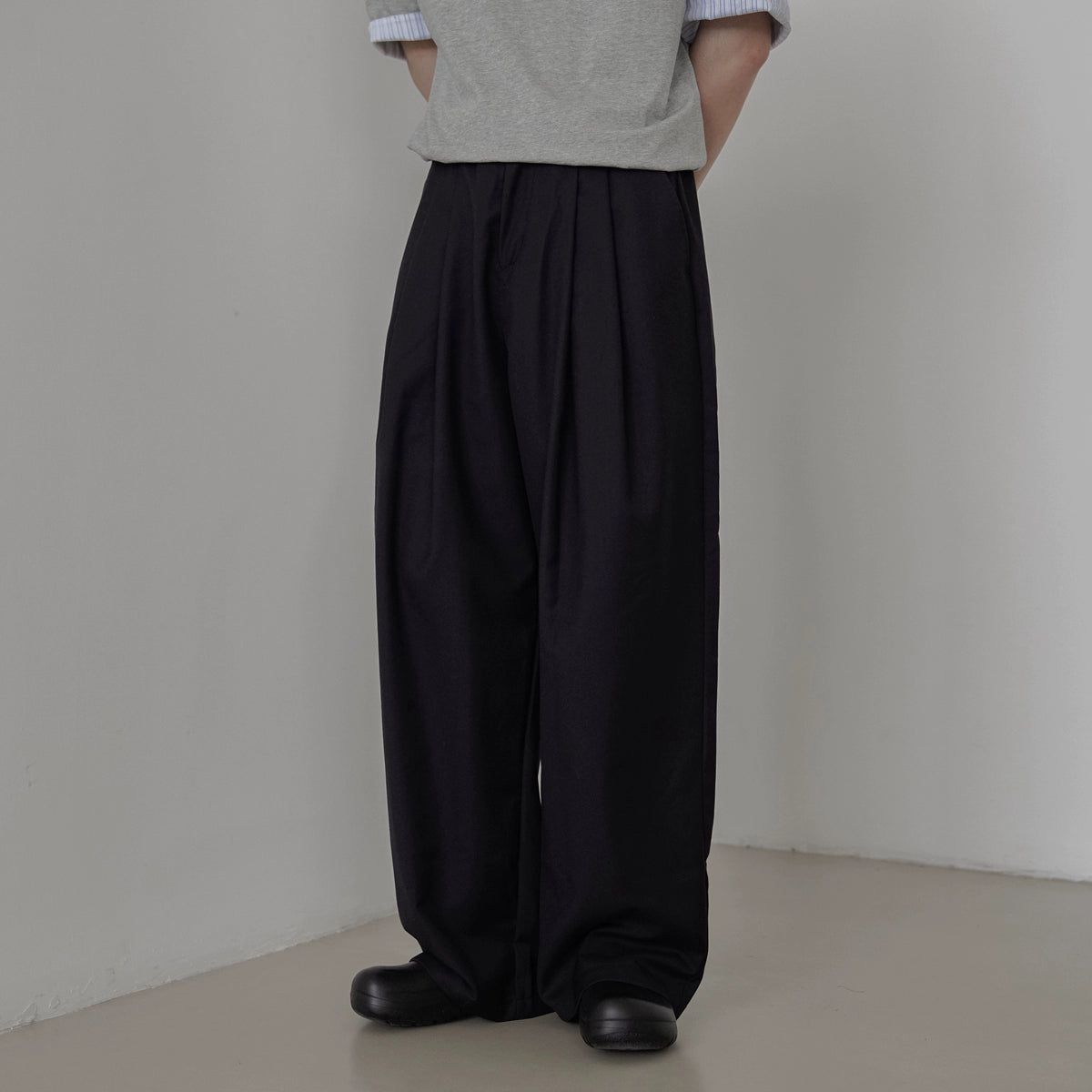 Zhou Drape Pleated Trousers-korean-fashion-Trousers-Zhou's Closet-OH Garments