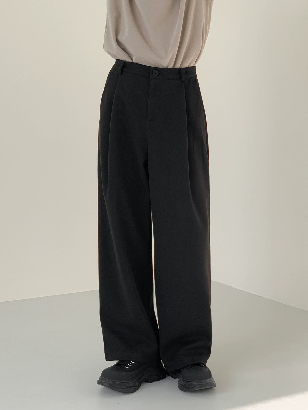 Zhou Elastic Fold Pleats Straight Pants-korean-fashion-Pants-Zhou's Closet-OH Garments