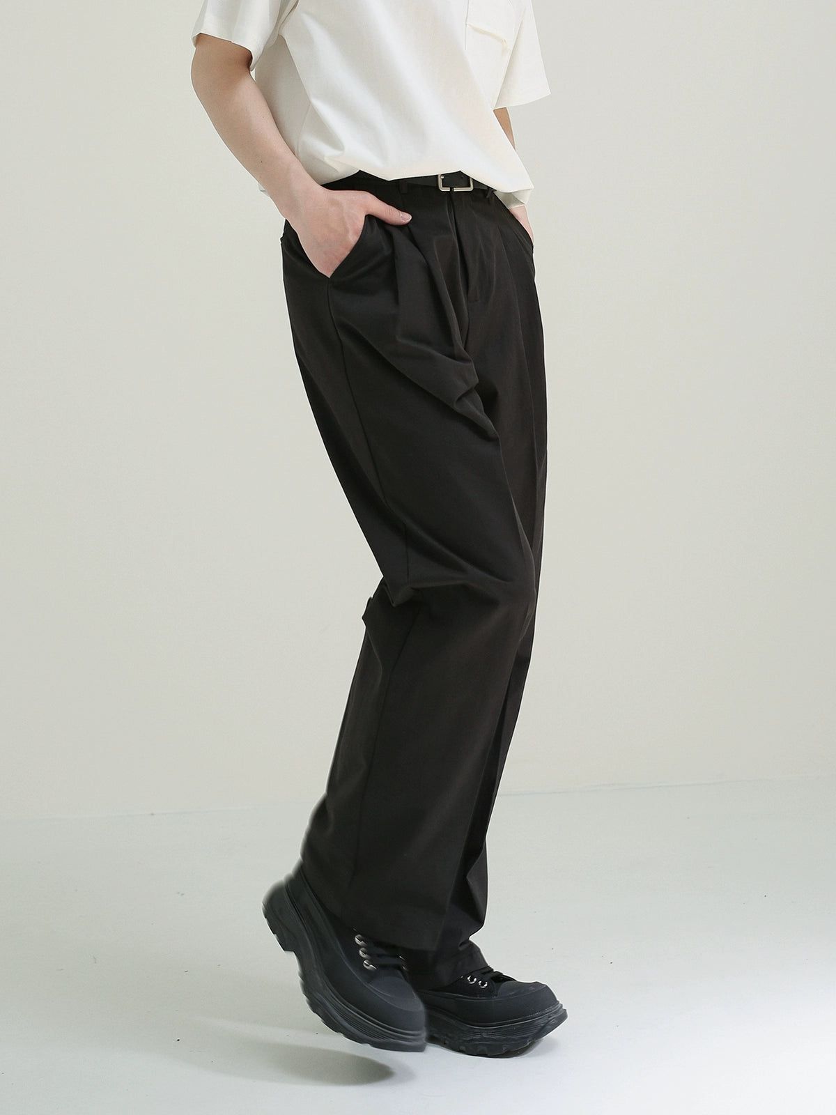 Zhou Fold Pleats Clean Fit Trousers-korean-fashion-Trousers-Zhou's Closet-OH Garments