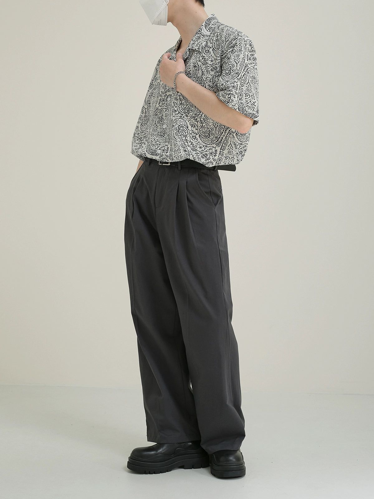 Zhou Fold Pleats Clean Fit Trousers-korean-fashion-Trousers-Zhou's Closet-OH Garments