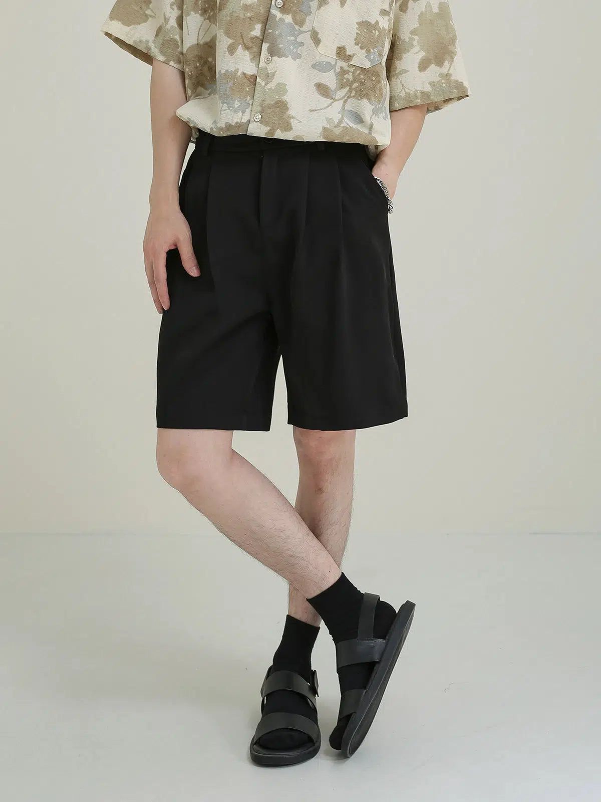 Zhou Fold Pleats Suit Shorts-korean-fashion-Shorts-Zhou's Closet-OH Garments