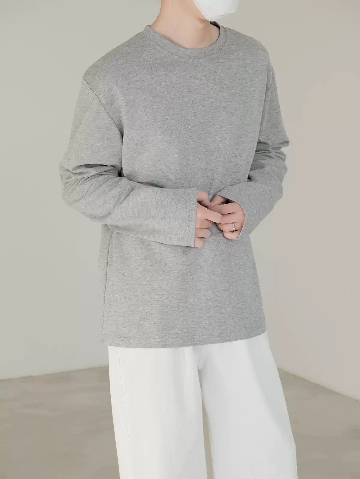 Zhou Plain Relaxed Fit Long Sleeve T-Shirt-korean-fashion-T-Shirt-Zhou's Closet-OH Garments