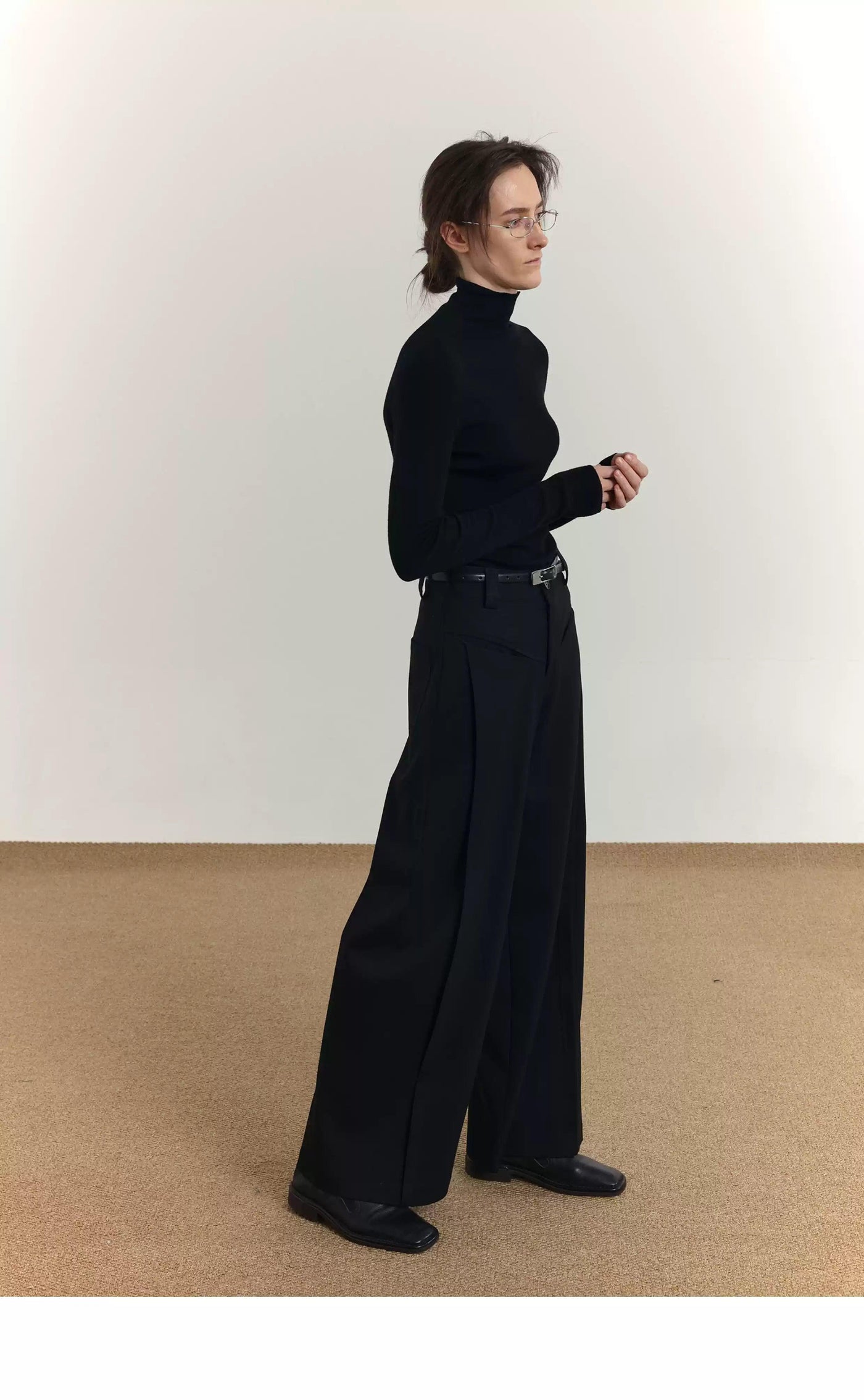 Zhou Pleated Front-Pocket Trousers-korean-fashion-Trousers-Zhou's Closet-OH Garments