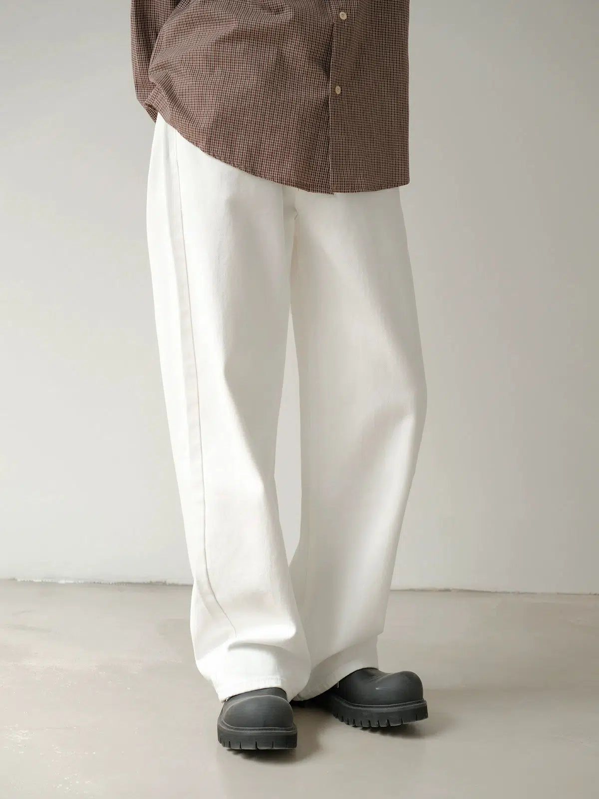 Zhou Slant Pocket Wide Clean Fit Pants-korean-fashion-Pants-Zhou's Closet-OH Garments