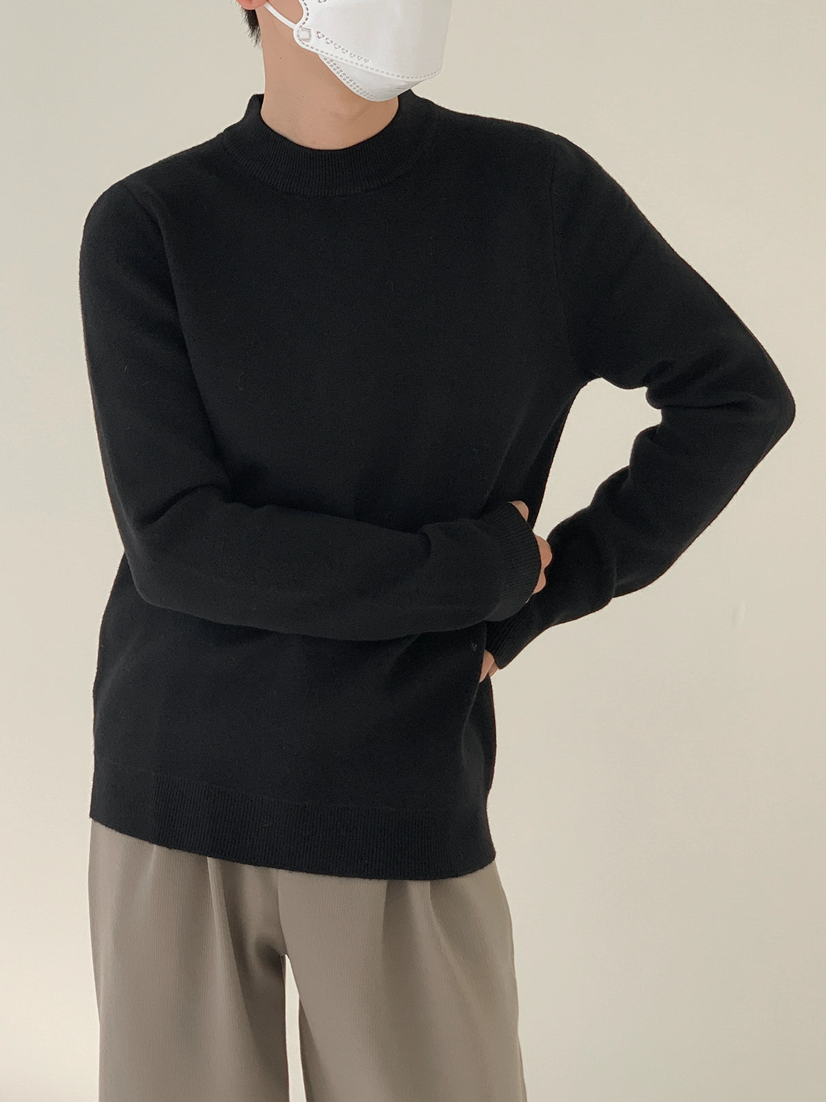 Zhou Solid Slim Fit Mockneck-korean-fashion-Turtleneck-Zhou's Closet-OH Garments