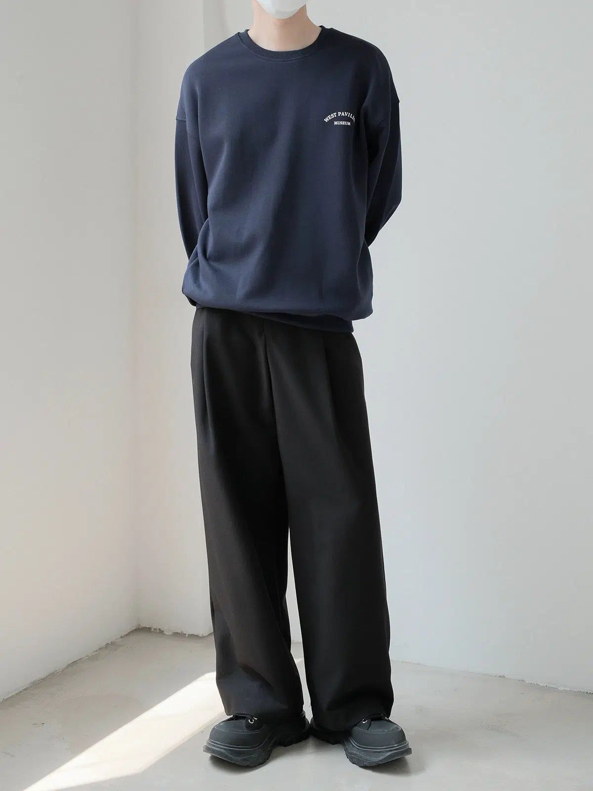 Zhou West Pavilion Museum Crewneck-korean-fashion-Crewneck-Zhou's Closet-OH Garments