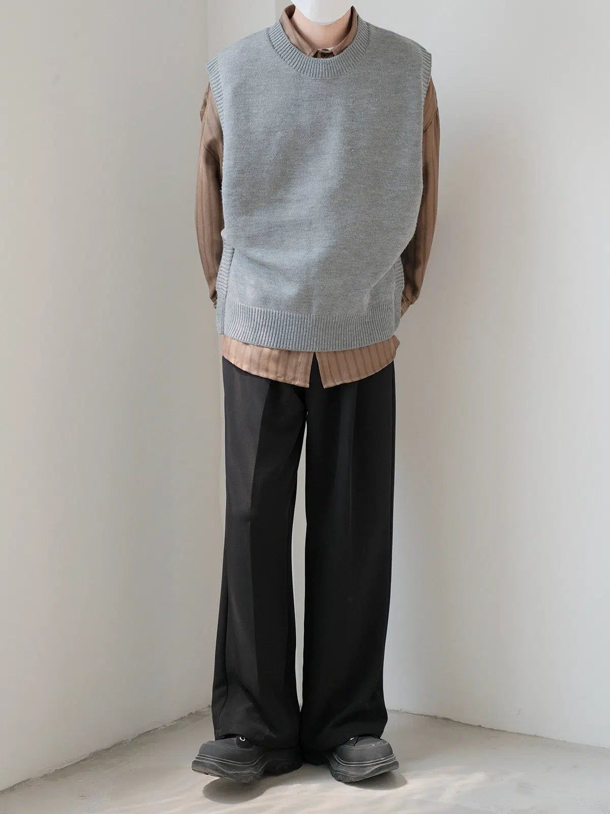 Zhou Wide Arm Cut Knit Vest-korean-fashion-Vest-Zhou's Closet-OH Garments