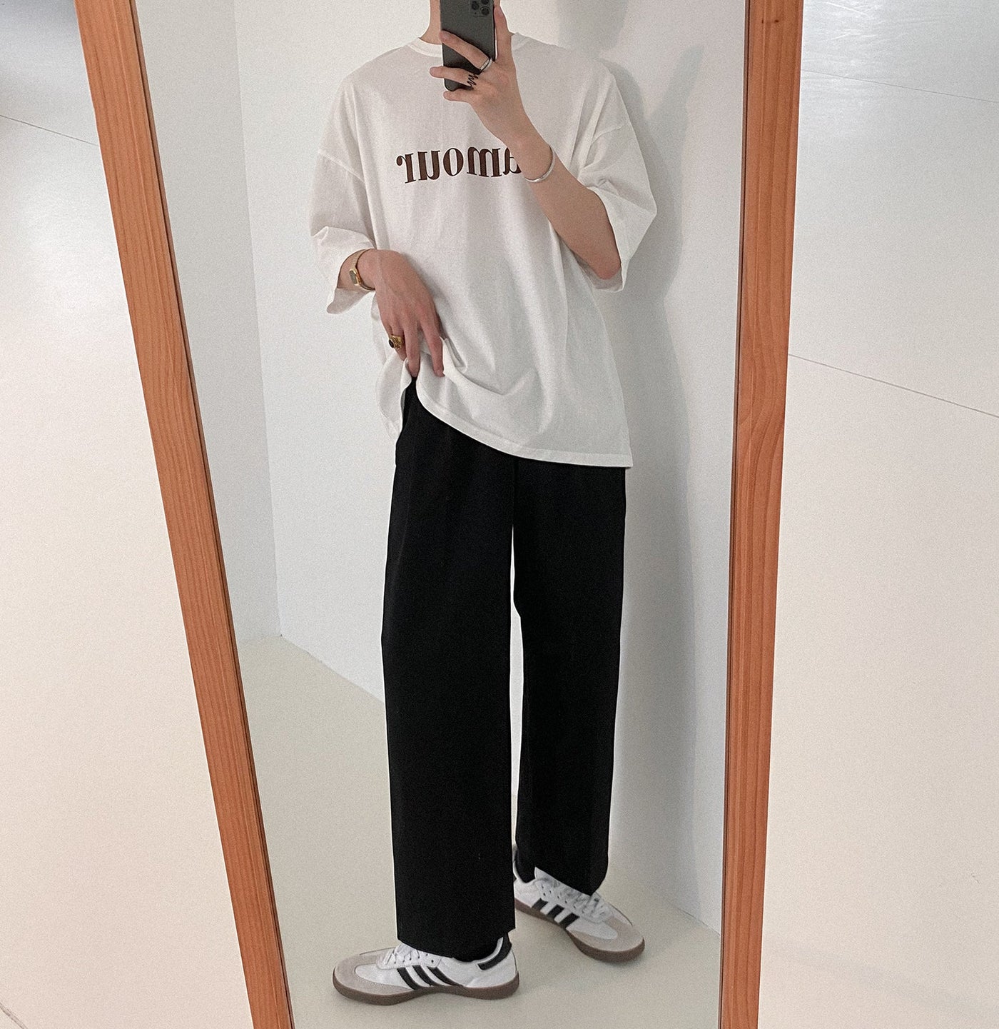 Zhou L'amour Basic T-Shirt-korean-fashion-T-Shirt-Zhou's Closet-OH Garments